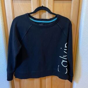 Women’s Dark Navy Blue Calvin Klein Long Sleeve Sweater: size medium